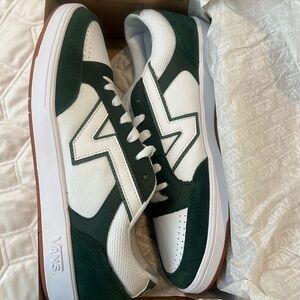 Vans Men's Green and White Sneakers